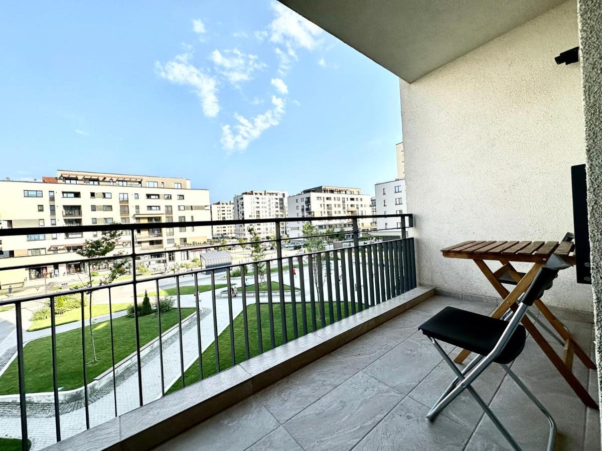 Kasper Coresi Mall - Rise Private Apartments & Suites Брашов Екстер'єр фото