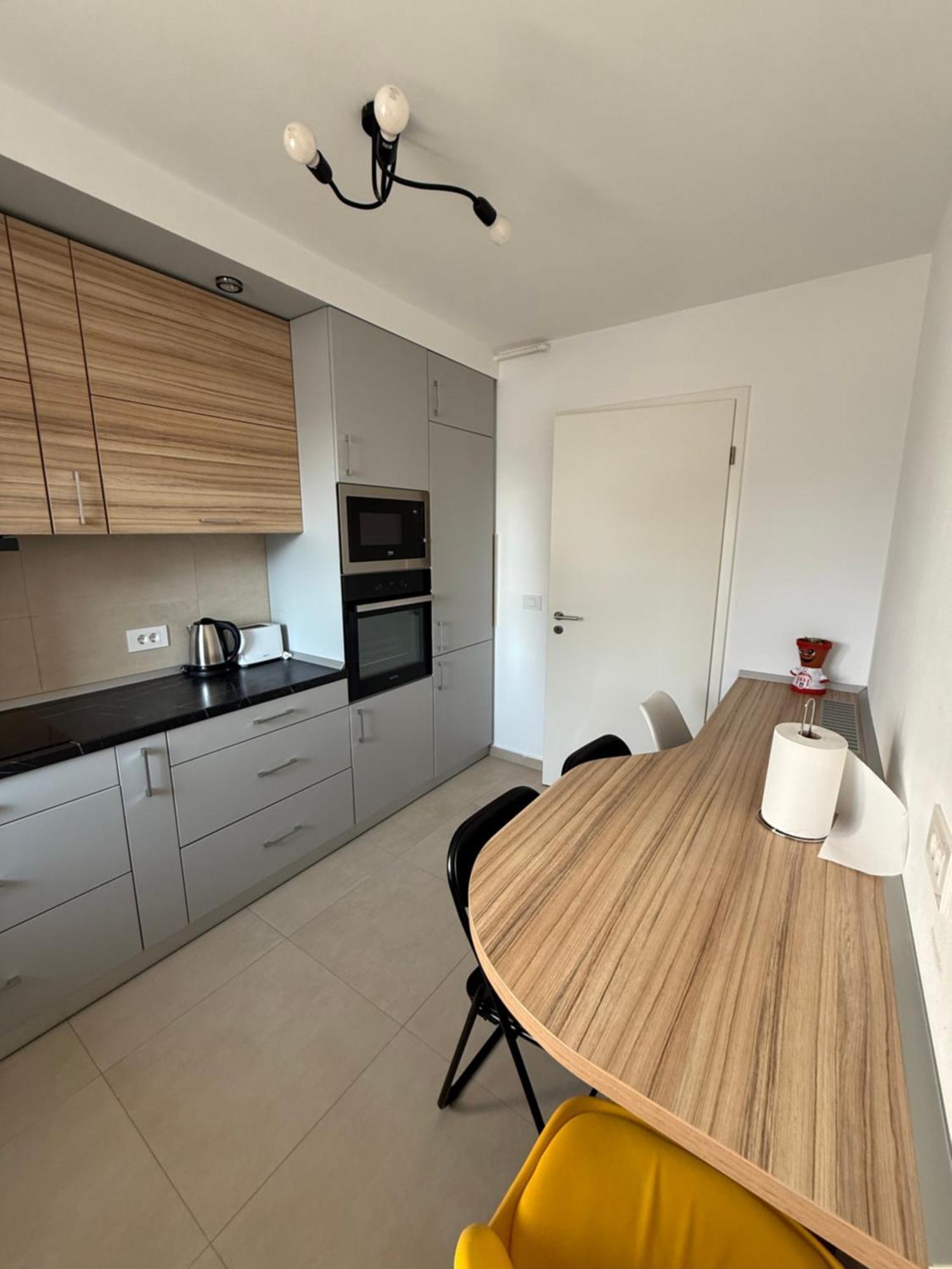 Kasper Coresi Mall - Rise Private Apartments & Suites Брашов Екстер'єр фото