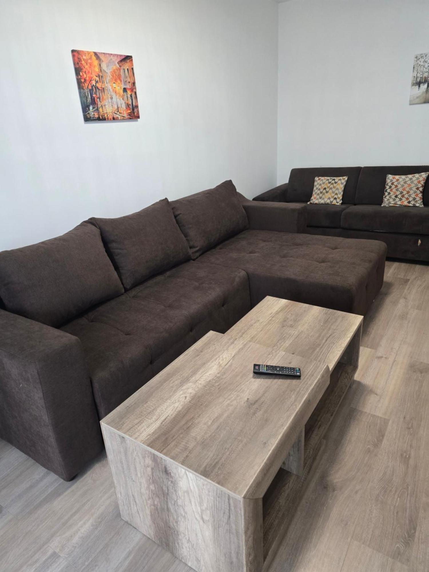 Kasper Coresi Mall - Rise Private Apartments & Suites Брашов Екстер'єр фото